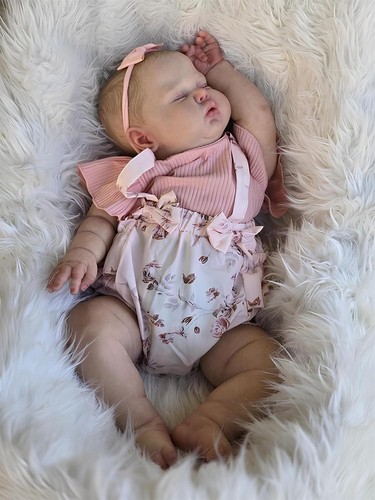 Inch sleeping newborn baby - inch,
